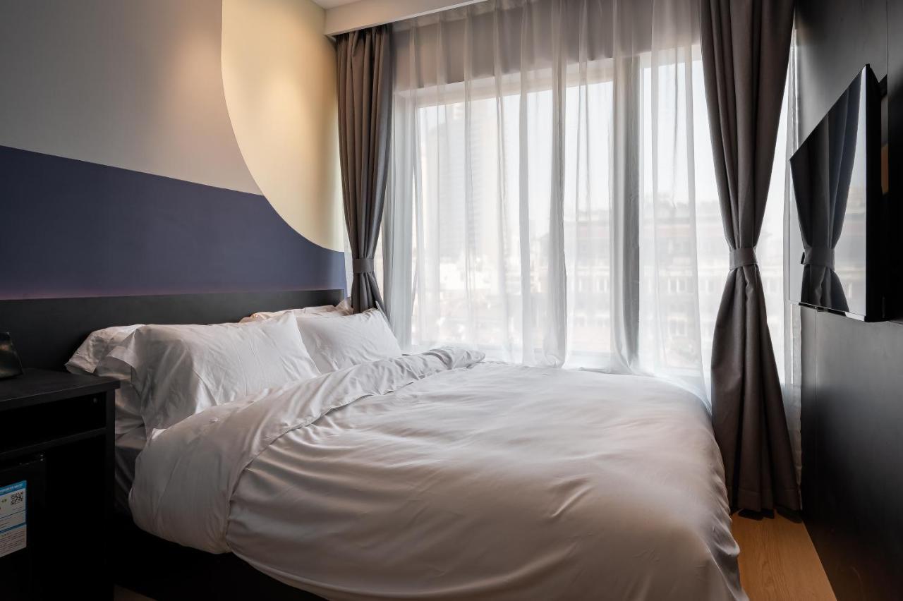 Hotel Dayin - East Nanjing Road & People's Square & The Bund 3*